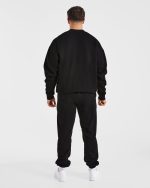 Essential Oversized Sweater - Black - Image 4