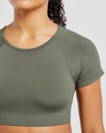 Adapt Seamless Crop Top - Green - Image 5