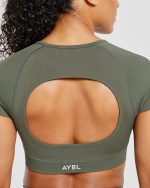 Adapt Seamless Crop Top - Green - Image 6
