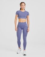 Adapt Seamless Crop Top - Iris Blue - Image 3