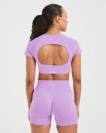 Adapt Seamless Crop Top - Spring Lilac - Image 2