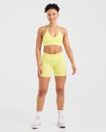 Adapt Seamless Sports Bra - Spring Yellow - Image 3