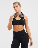 Essential Seamless Racer Back Sports Bra - Black - Image 7