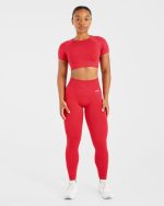 Adapt Seamless Crop Top - Salsa Red - Image 3