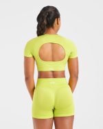 Adapt Seamless Crop Top - Lime Green - Image 2