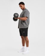 Essential Lightweight 7" Shorts - Black - Image 8