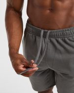 Essential Lightweight 7" Shorts - Charcoal - Image 6
