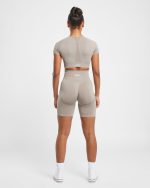 Empower Seamless Cycling Shorts - Taupe Marl - Image 4
