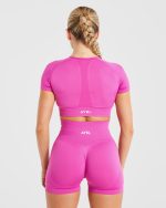 Empower Seamless Crop Top - Magenta - Image 2
