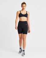 Essential Strappy Sports Bra - Black - Image 11