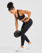 Balance V3 Seamless Sports Bra - Black - Image 7